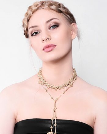 Offene Flügelperlenkette mit Kugeln